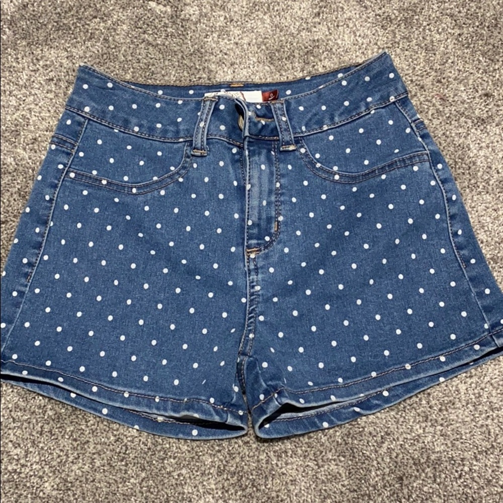 SO SHORTS